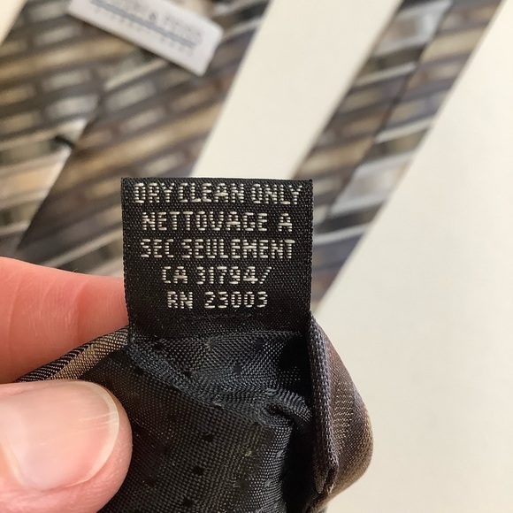 JOSEPH & FEISS Neutral Stripe Woven Silk Tie - Picture 8 of 11